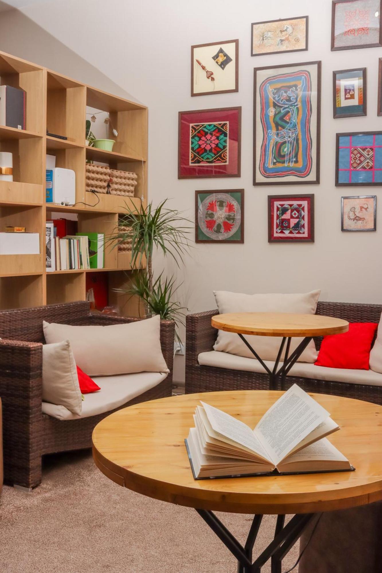 Bodo Hostel Bişkek Dış mekan fotoğraf